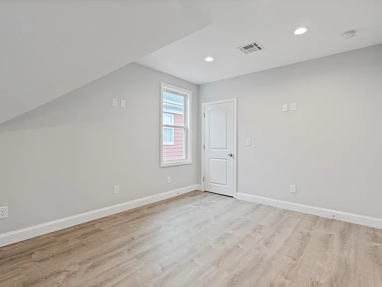 696 Chalkstone Ave #3 — Photo 8