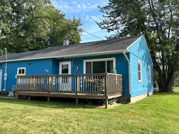706 E Market St, New Sharon, IA 50207