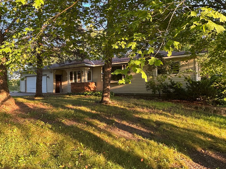 1st image of 3761 W 230th St