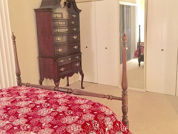 4th image of 14 Heatherwood Ln