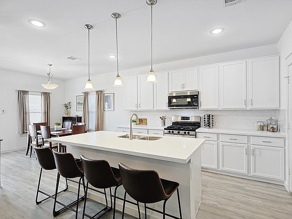 4th image of 4235 Bullock Ln