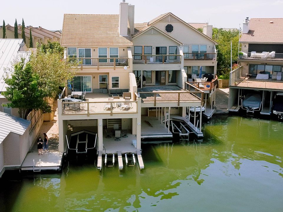 1st image of 311 Island Dr