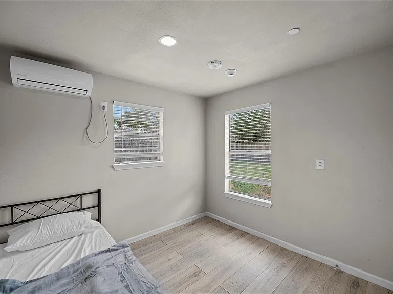 22114 Merrymount Dr — Photo 30