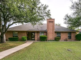 1314 Meadow Ridge Dr, Duncanville, TX 75137