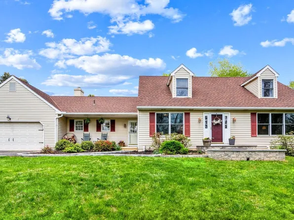 101 Kinston Ln, Downingtown, PA 19335