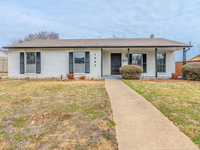 1203 Meandering Way, Mesquite, TX, 75150