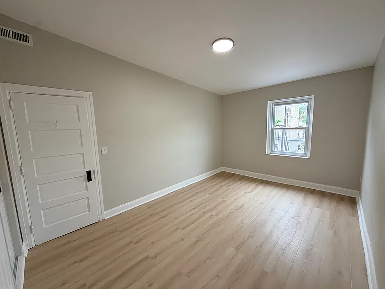 217 Northampton St #4 — Photo 21