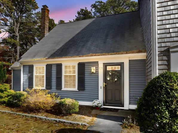 248 Camp St APT E1, West Yarmouth, MA 02673