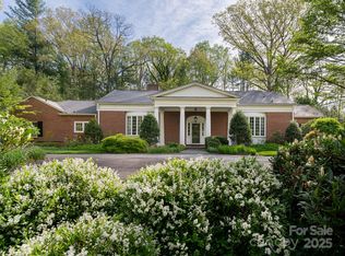 10 Stuyvesant Rd, Asheville, NC 28803