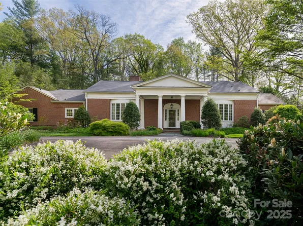 10 Stuyvesant Rd, Asheville, NC 28803