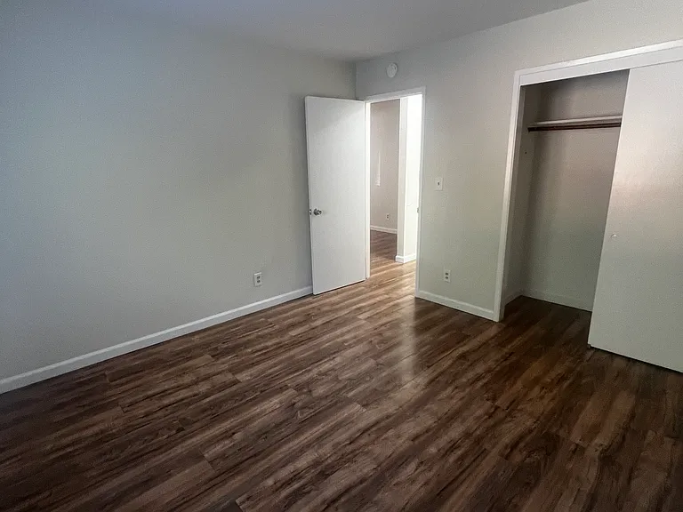 544 N 4th St #1 — Photo 5