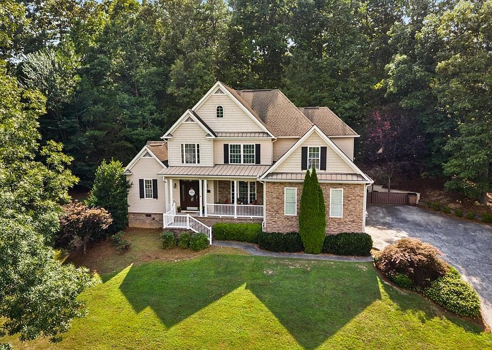1st image of 411 Amanda Way
