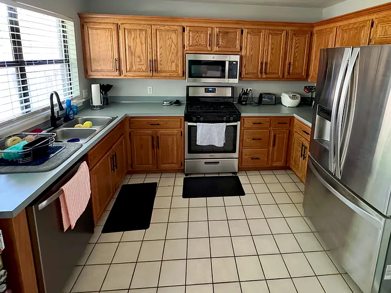 221 S Abbey Ln — Photo 4