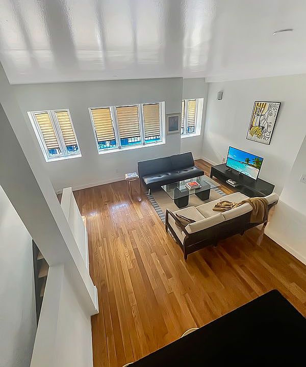 1st image of 800 Dekalb Ave #1A