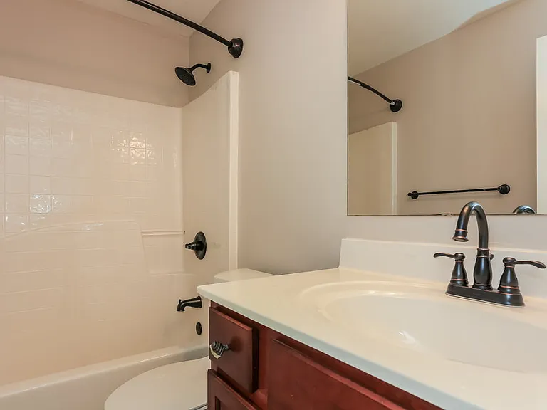 7756 Parkside Dr — Photo 16