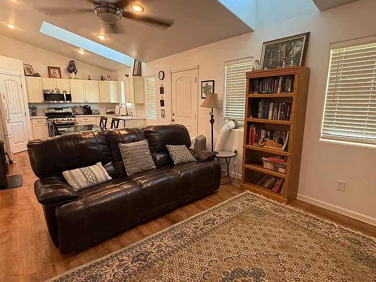 2711 Old School House Rd — Photo 4
