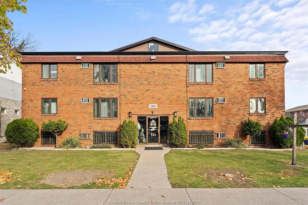 2 bed, $1,500 — Photo 1
