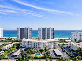 2851 S Ocean Blvd