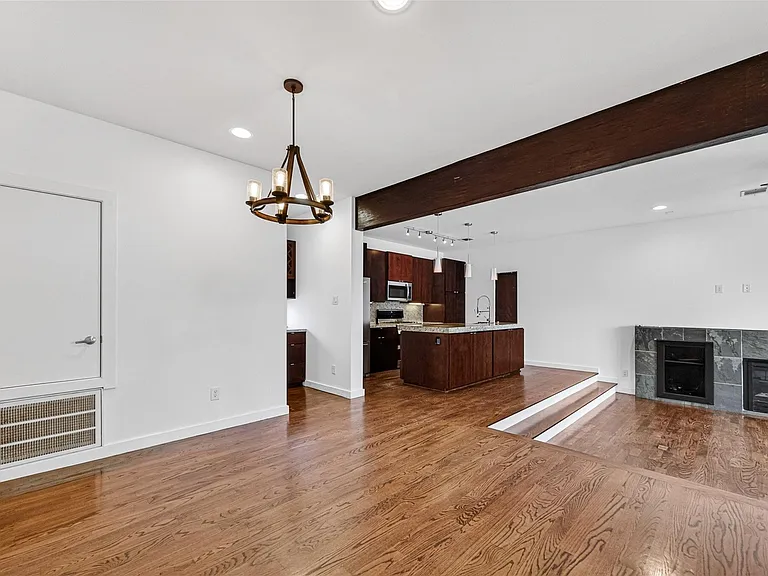 1409 Laird St #B — Photo 3