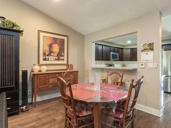 2nd image of 1431 NE Falstaff Ln