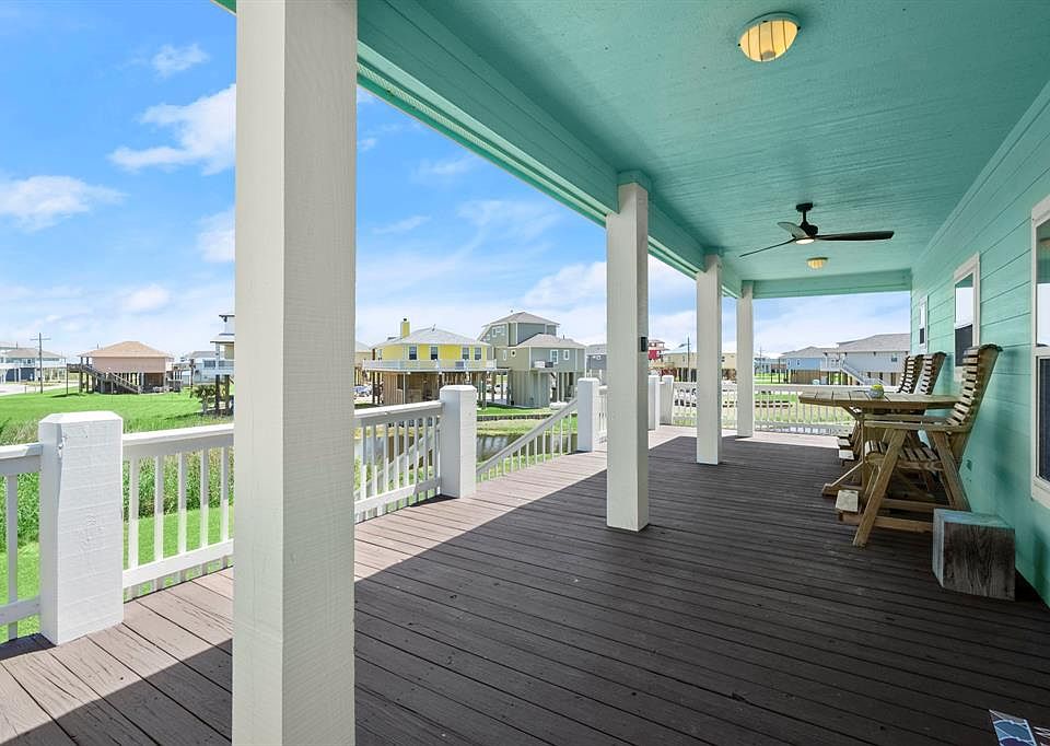 1992 Matt Dr, Crystal Beach, TX 77650 MLS 25984883 Zillow