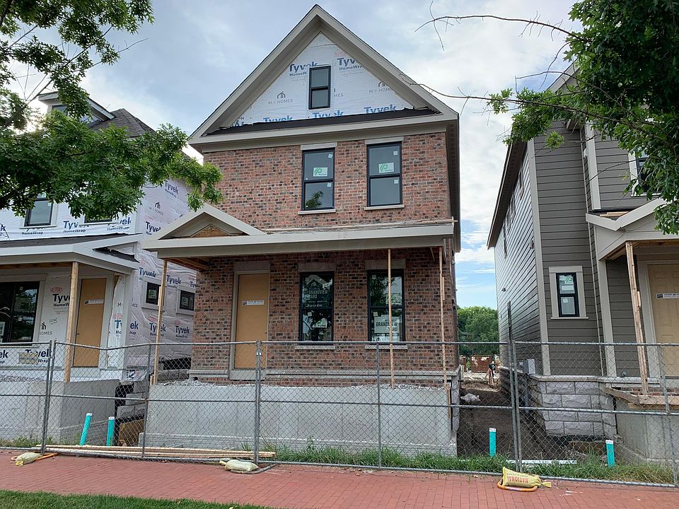 1st image of 936 W 1st Ave Lot 70