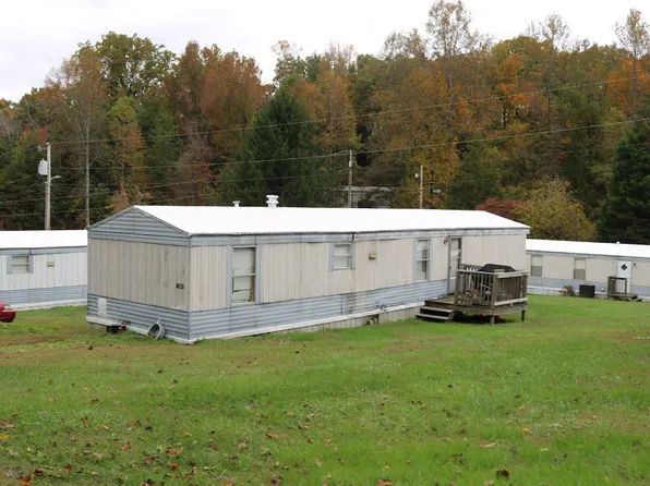 185 County Line Cir, Sale Creek, TN 37373
