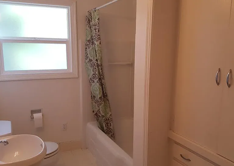 680 Alcatraz Ave — Photo 8