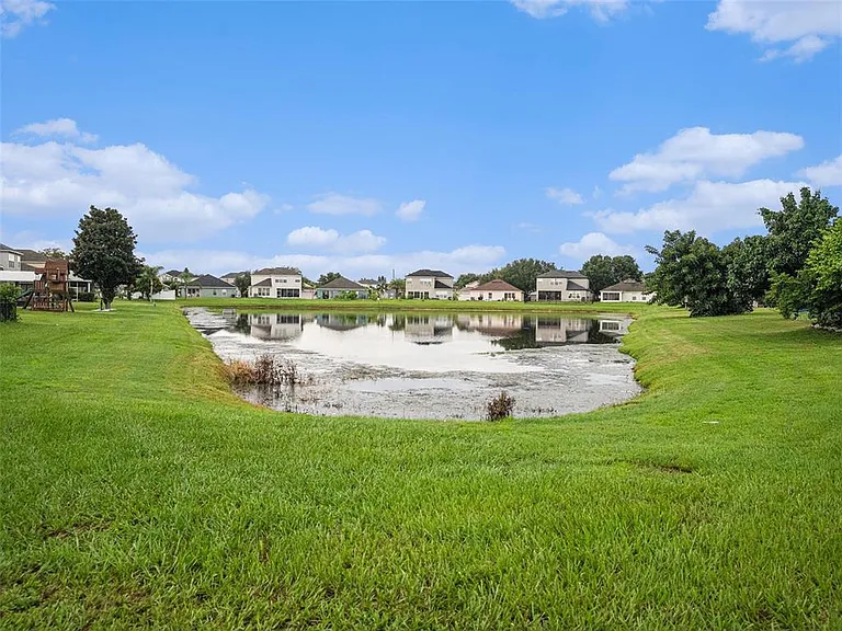11440 Misty Isle Ln — Photo 26