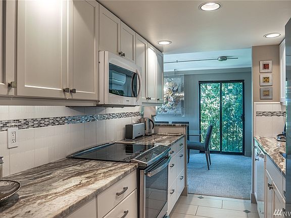 5th image of 1001 Queen Anne Ave N APT 504