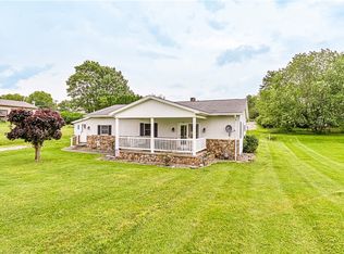 103 Peanut St, Derry, PA 15627