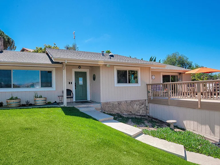1527 Calavo Dr — Photo 39