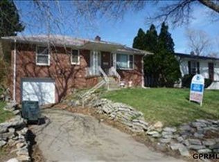 5332 N 44th Ave, Omaha, NE 68111