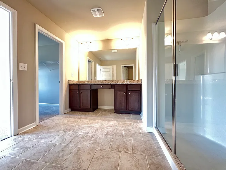 3705 Prospect Point Dr — Photo 12
