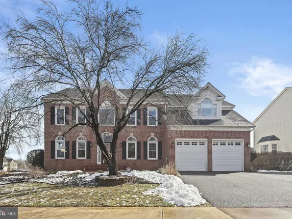 2200 Honeystone Way, Brookeville, MD 20833