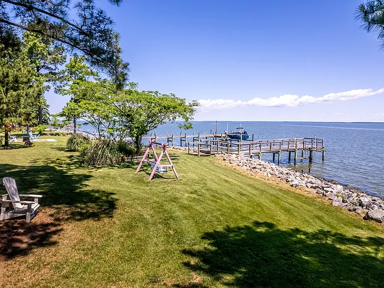 496 Bay Quarter Dr — Photo 17