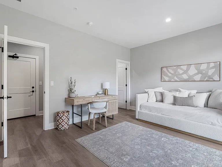 The Henry at Harms Woods - Luxury Townhomes — Photo 15