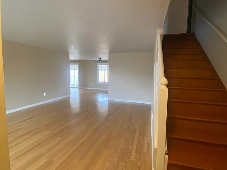 4838 Ward Dr NE — Photo 2