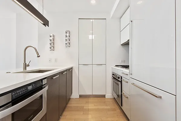 Rented by Douglas Elliman | media 3