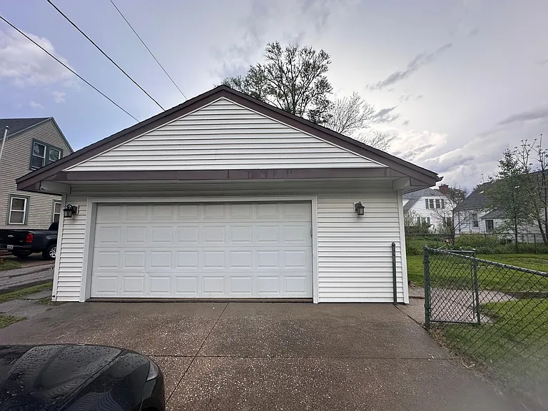 3340 Ann St — Photo 24