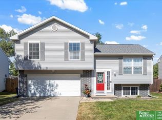 3004 Sheridan Rd, Bellevue, NE 68123