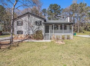 2542 Dogwood Hills Ct, Austell, GA 30106