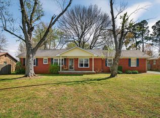 126 Grogan Cir, Paducah, KY 42003