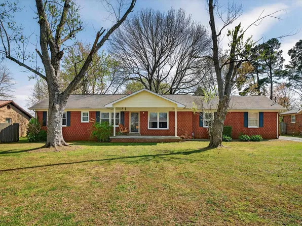 126 Grogan Cir, Paducah, KY 42003