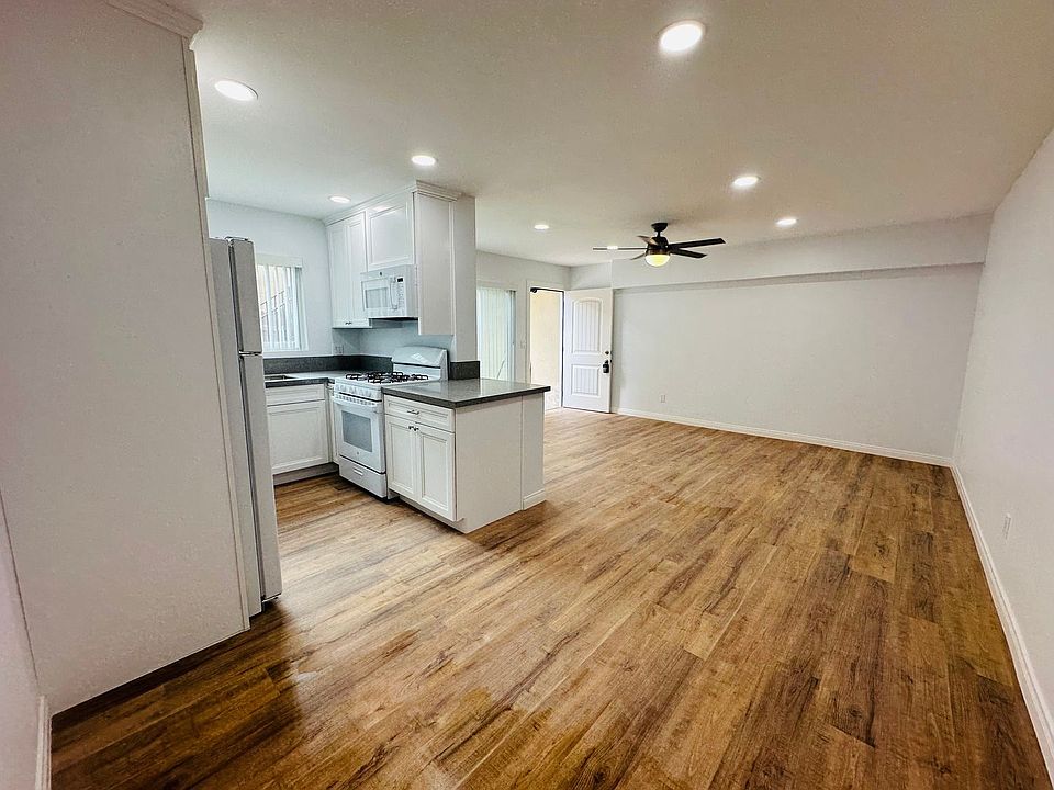 1st image of 3860 Cherokee Ave APT 2