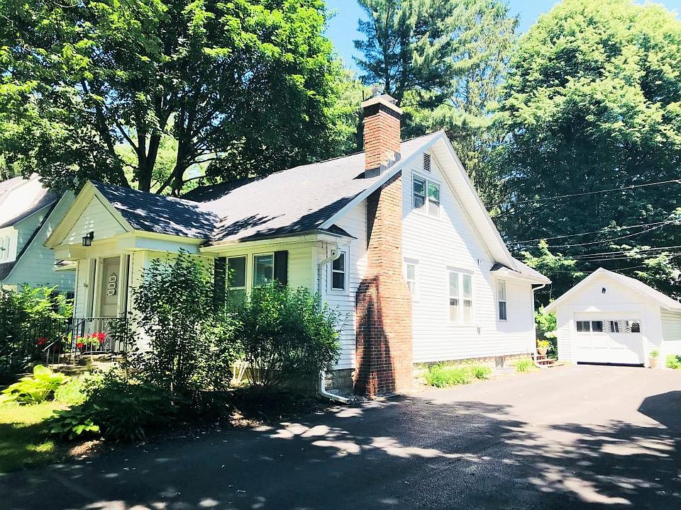1st image of 22 Melvin Ave