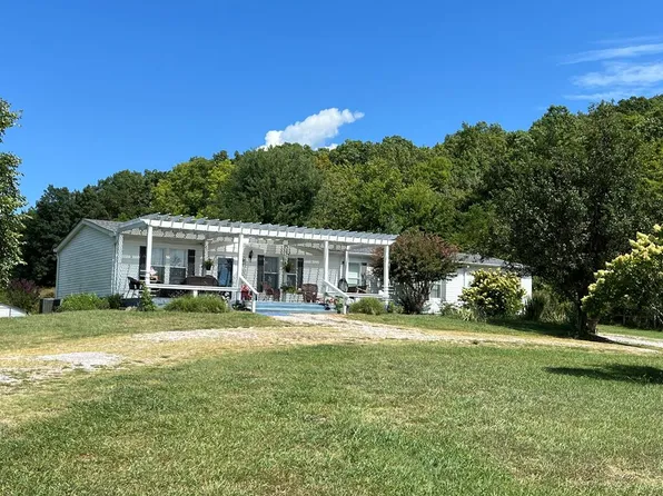 3229 Anderson Rd, Byrdstown, TN 38549