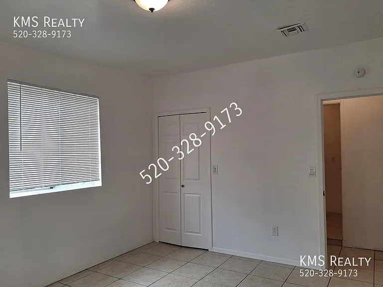 5511 W Utah St — Photo 9