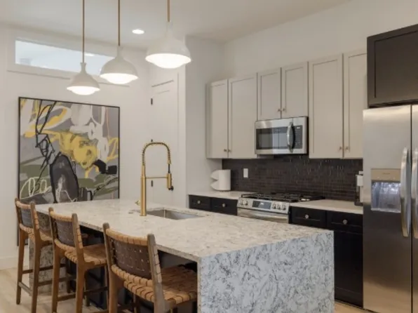 1406 Napoleon St, Nashville, TN 37207