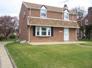 905 Magee Ave, Philadelphia, PA 19111